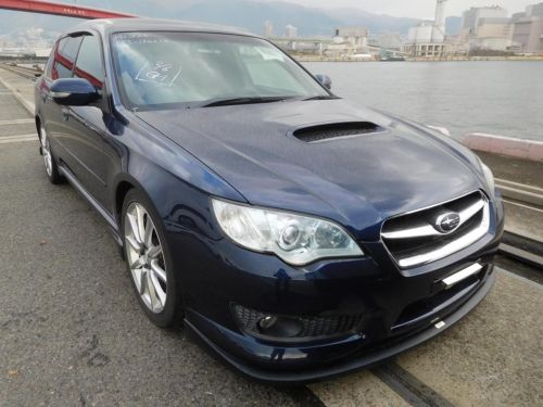 5-subaru-legacy-for-sale-uk front view showing bonnet vent