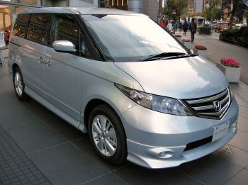 honda-elysion-silver-algys-autos honda elysion for sale silver uk reg