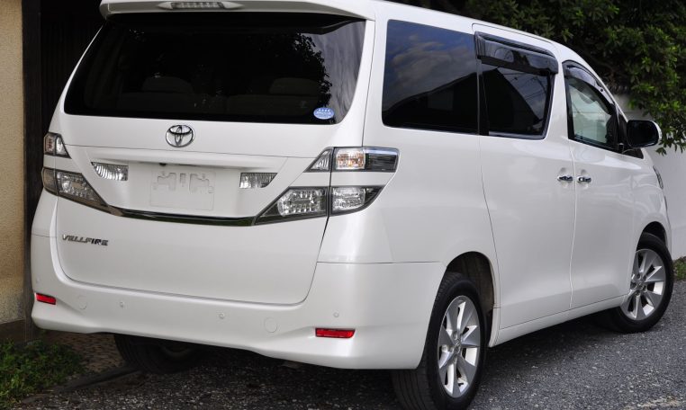 Toyota Vellfire supplied for sale fully UK registered direct from Imports