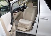 Toyota Vellfire welfare disabled seat vehicle